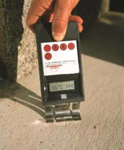 DM4A Moisture Meter